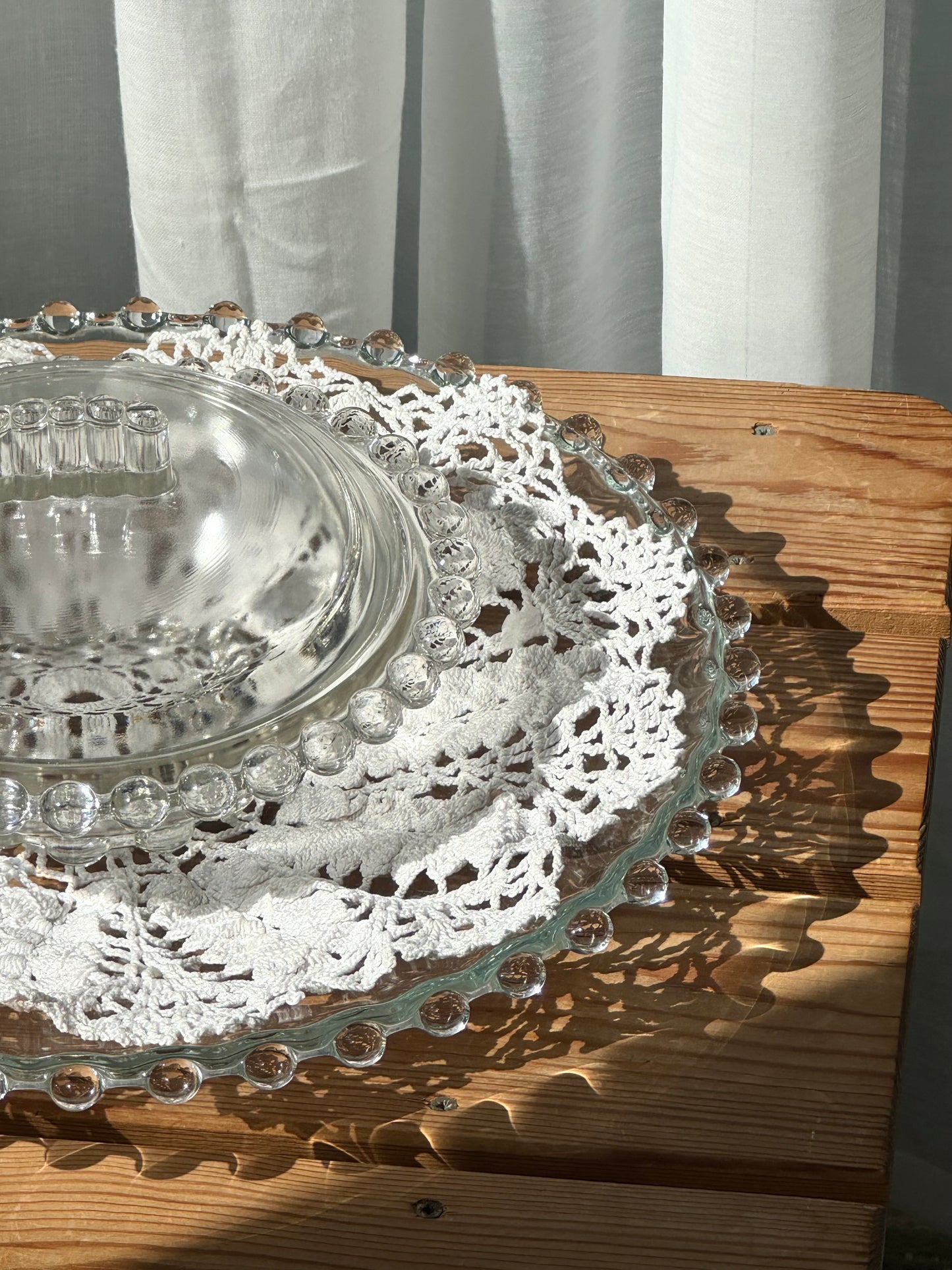 Glass dish