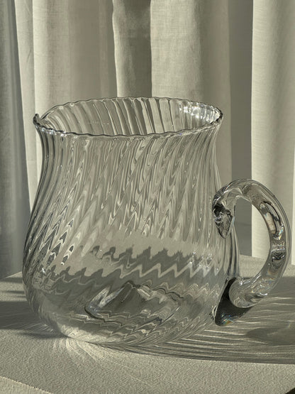 Swirling jug