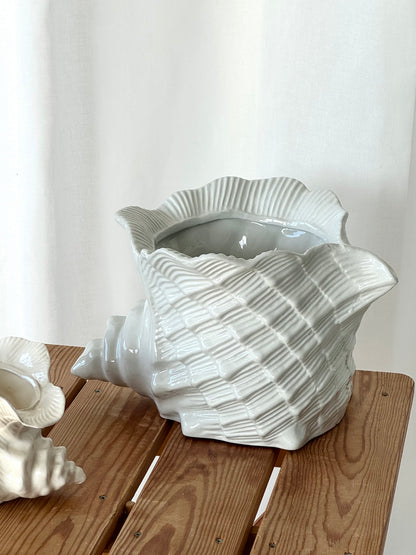 Ceramic clam pots