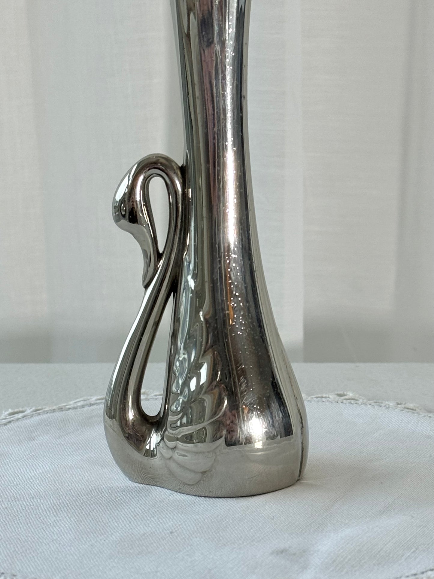 Swan vase