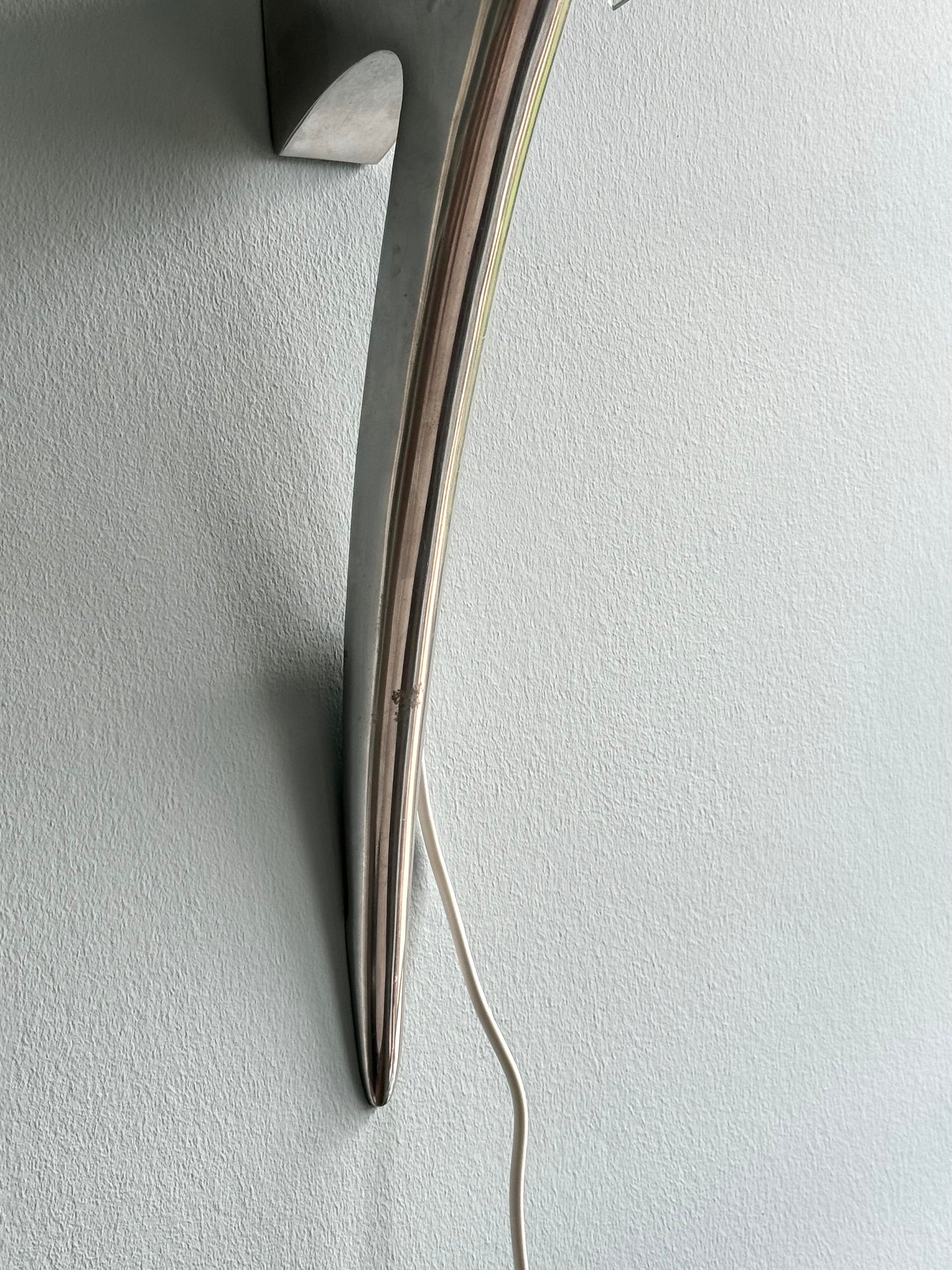“Alien” Wall lamp