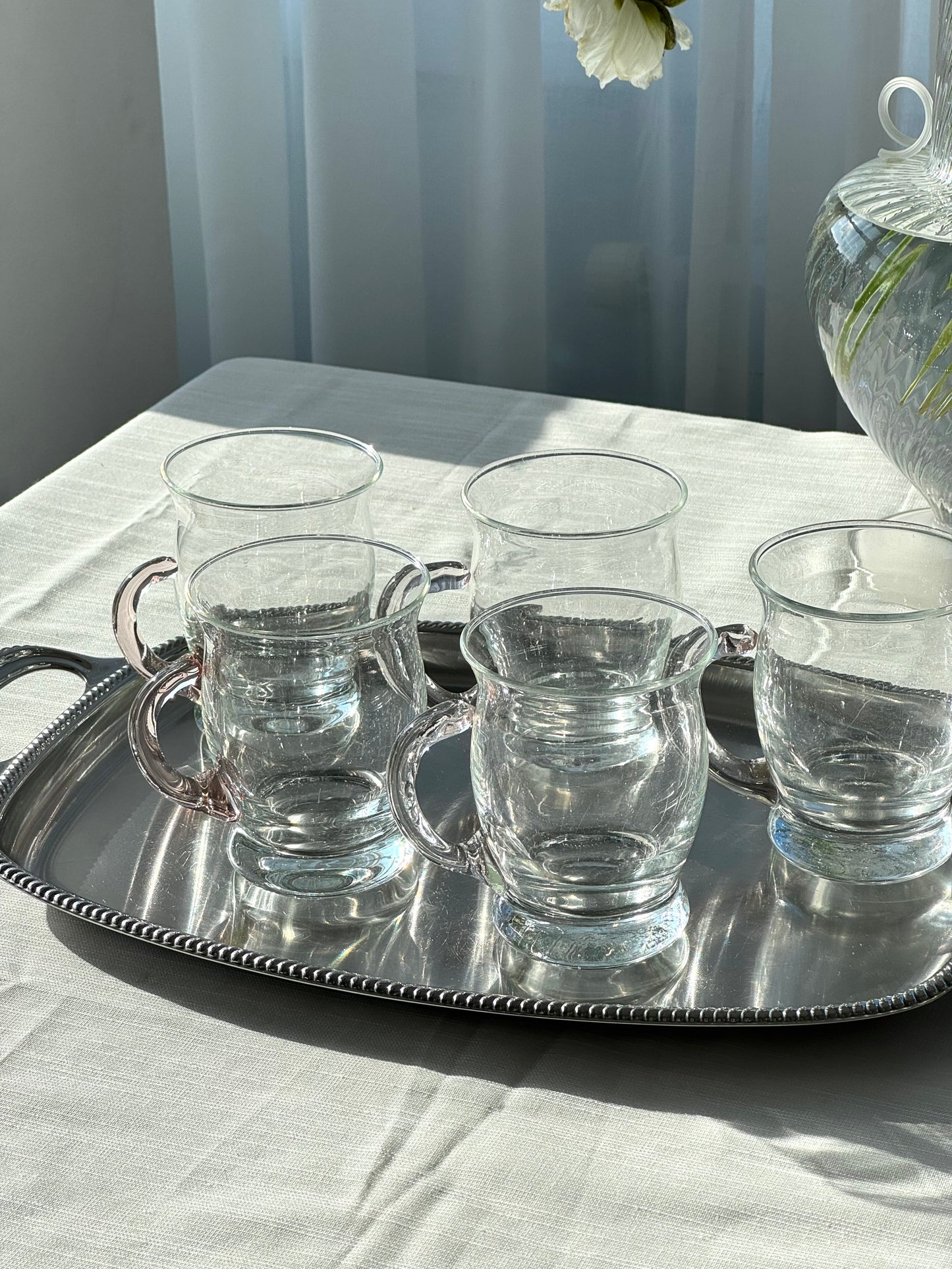 Glass cups