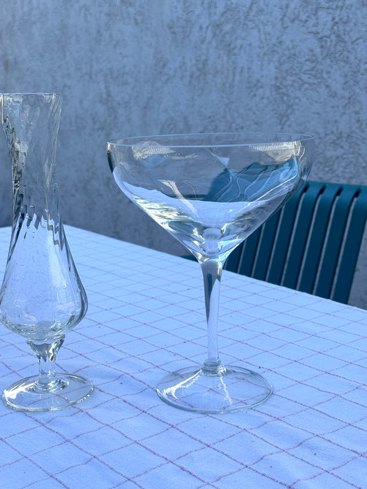 High stem bowl