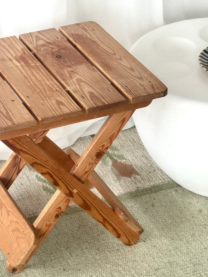 Wooden side table/stool