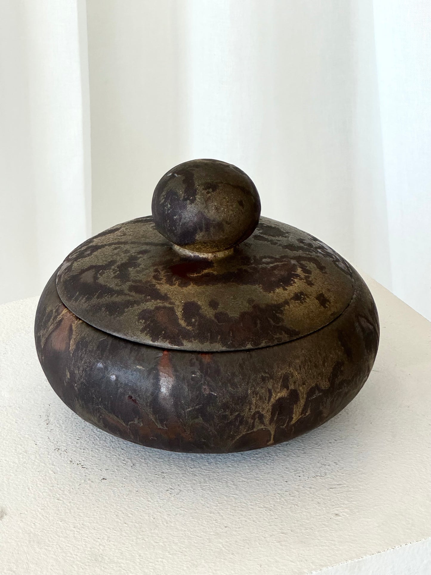 Ceramic bonbonniere