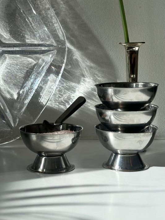 Steel coupes