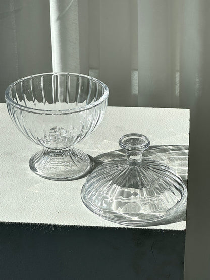 Glass bonbonniere