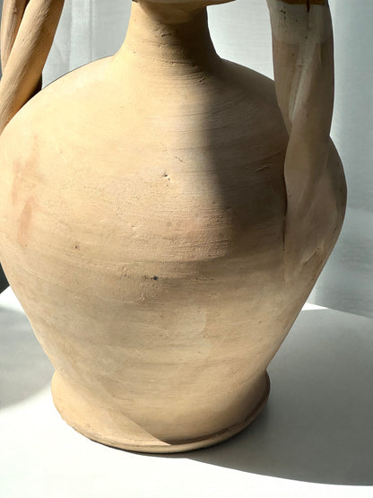 Amphora vase