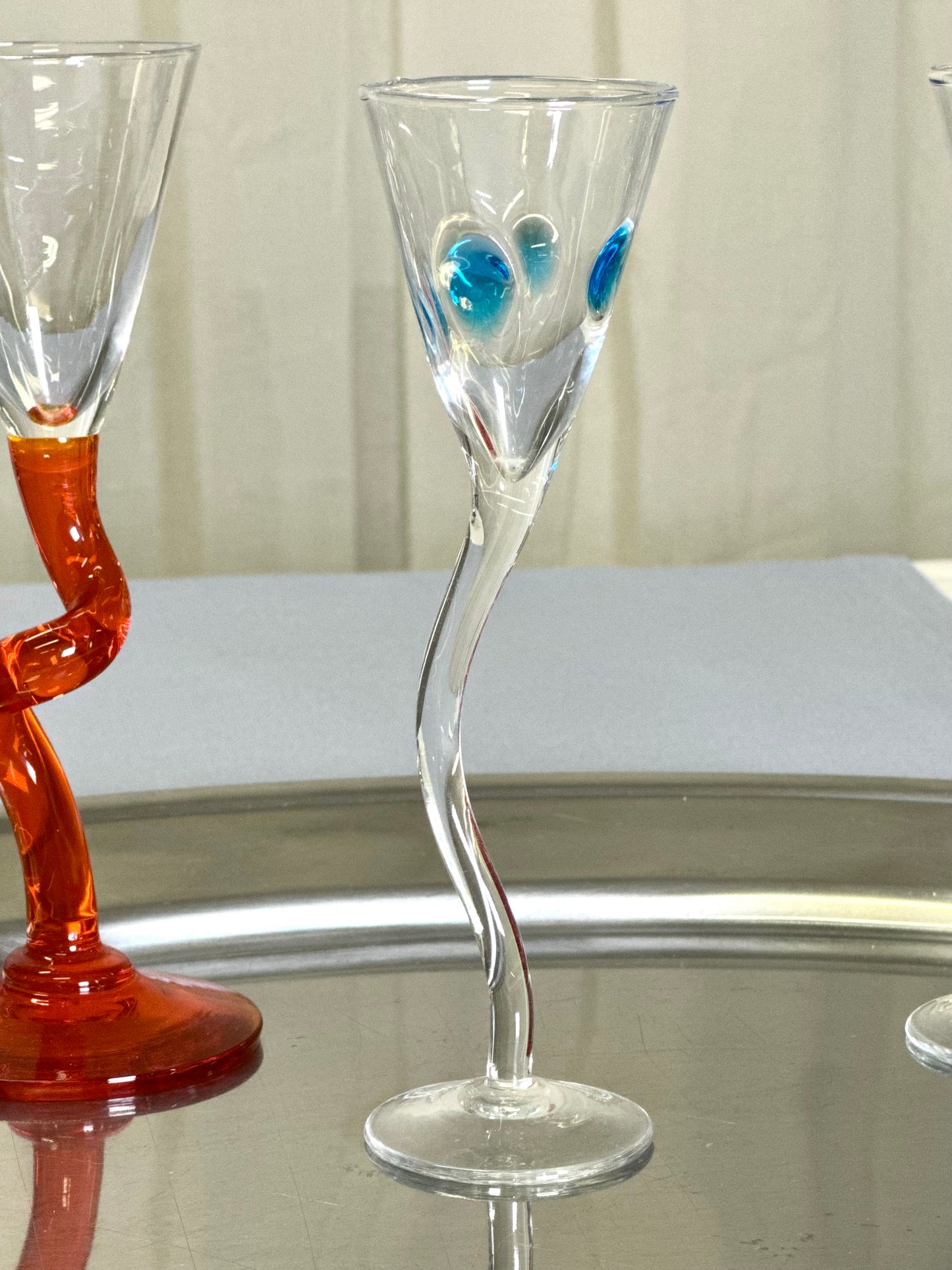 Squiggle liqour glasses