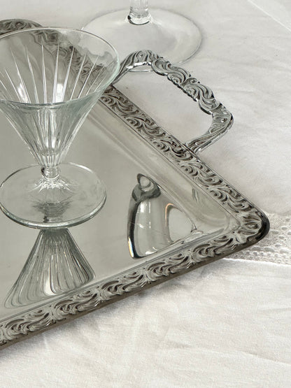 Large tray