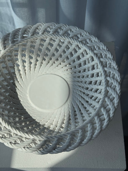 Ceramic basket