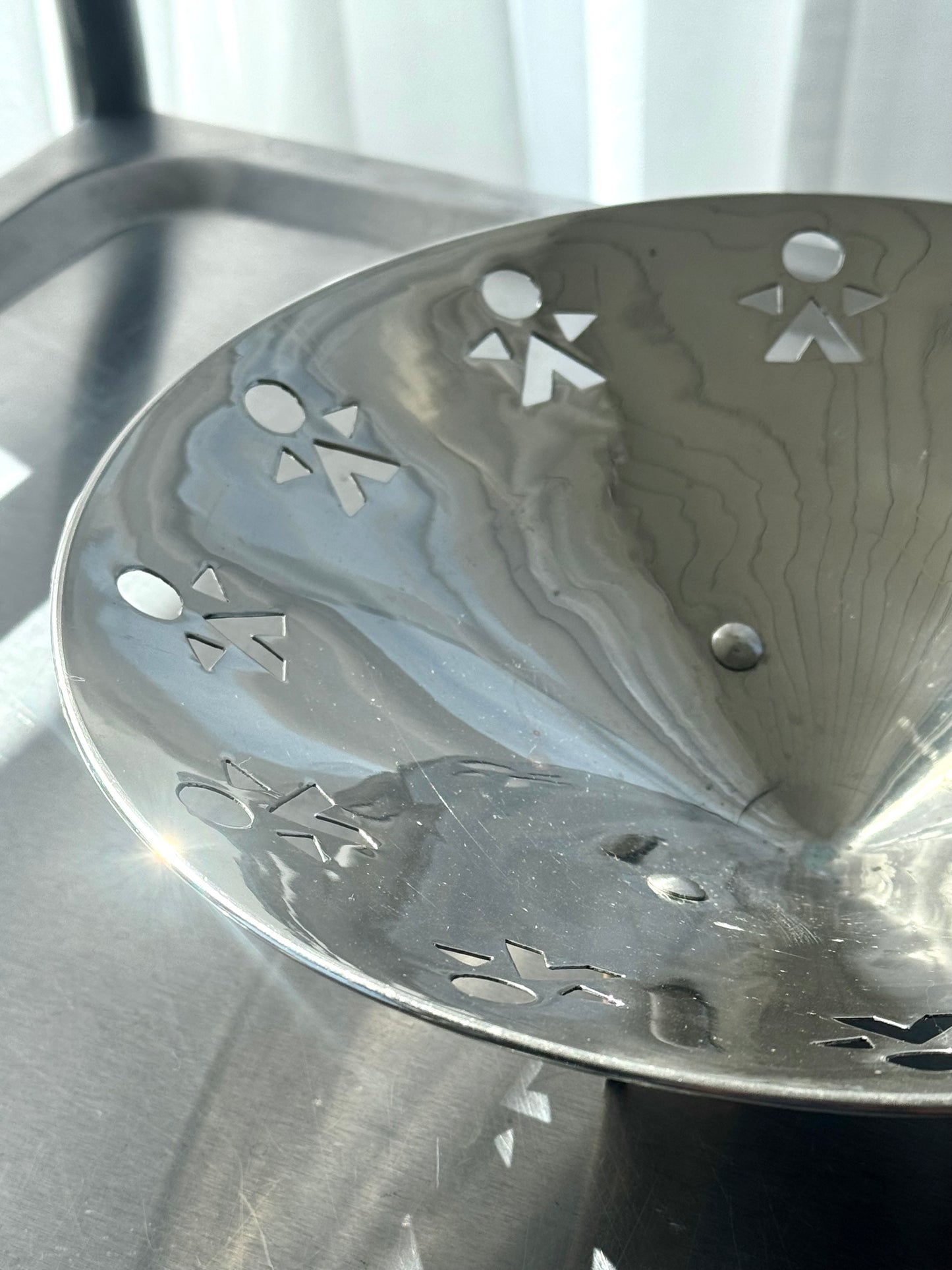 Alessi fruit basket