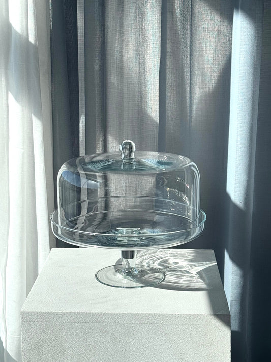 Handmade cake dish