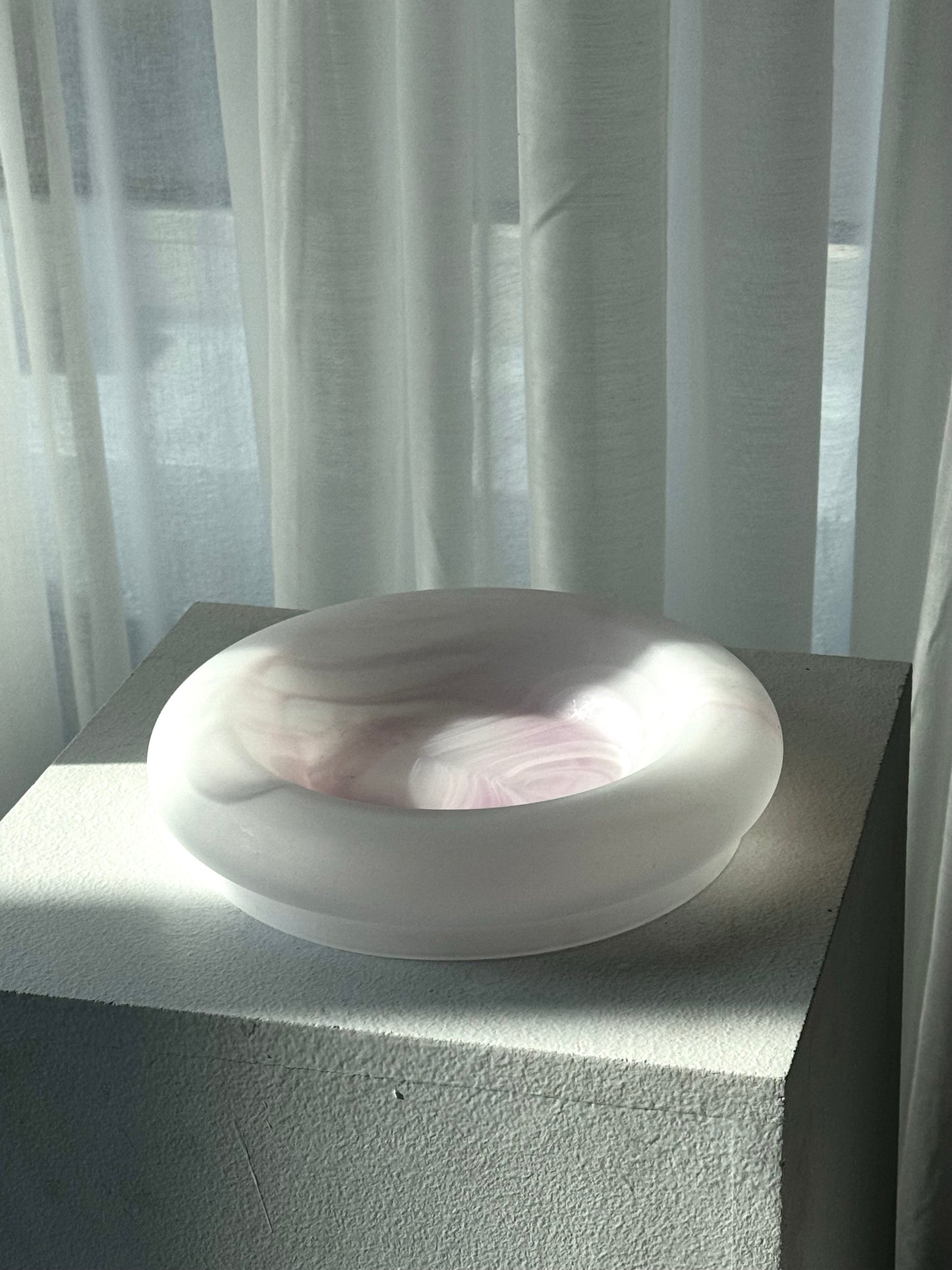 Murano donut bowl