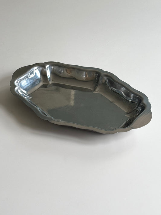 Oval steel bowl