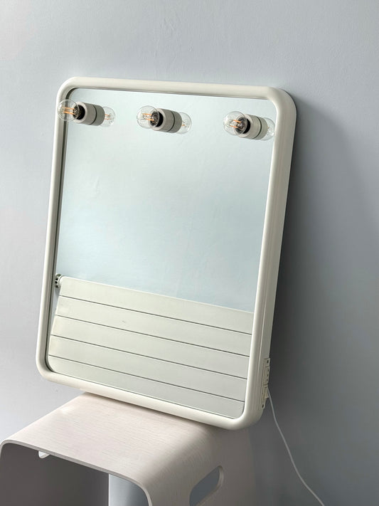 Space age mirror