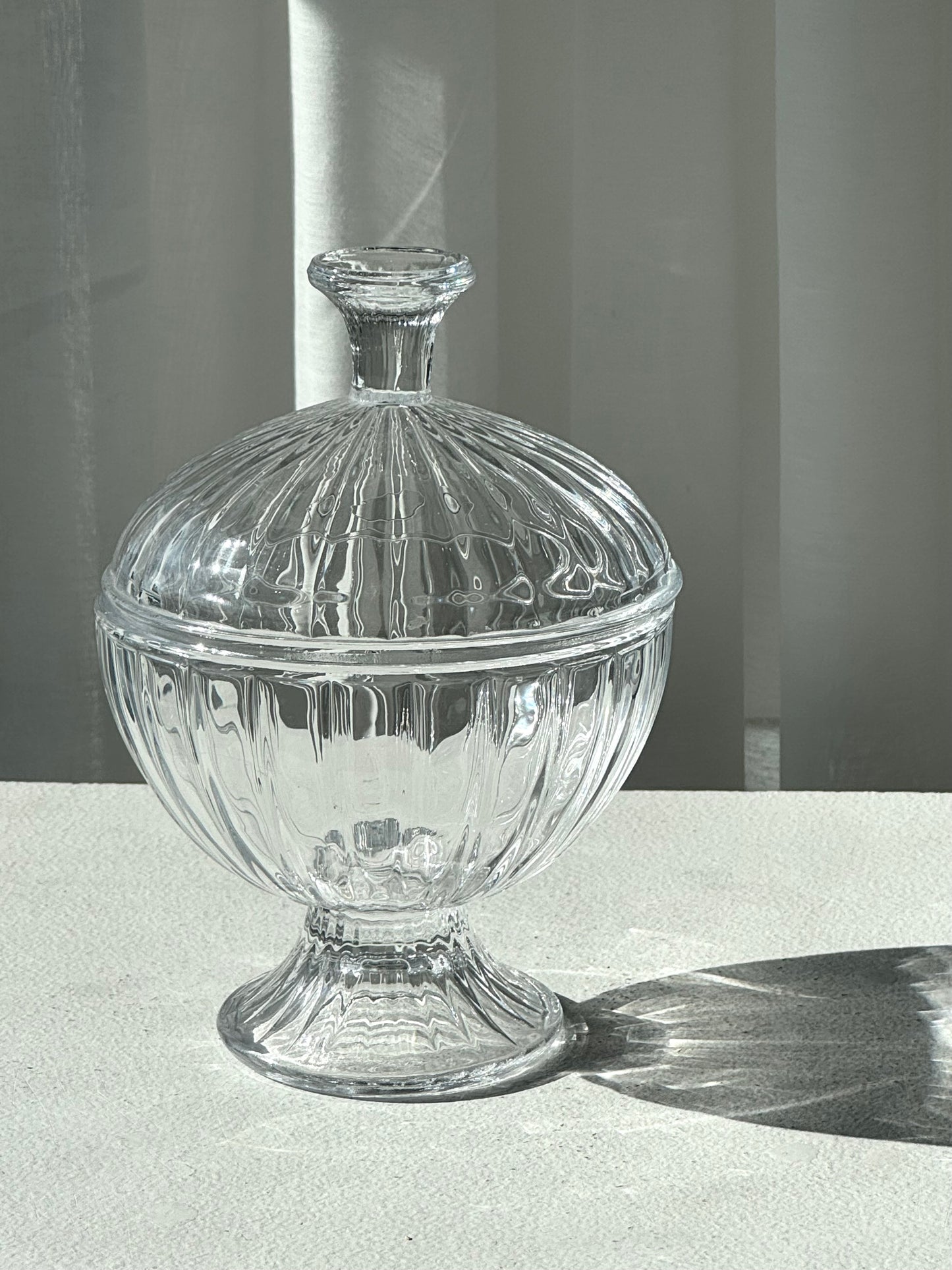 Glass bonbonniere
