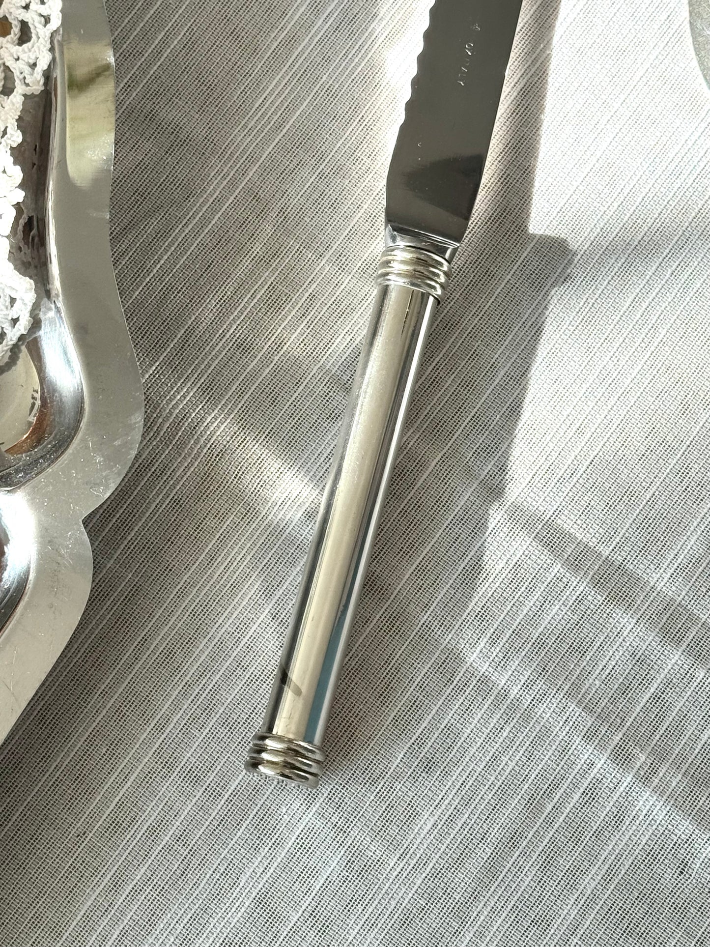 Bread knife