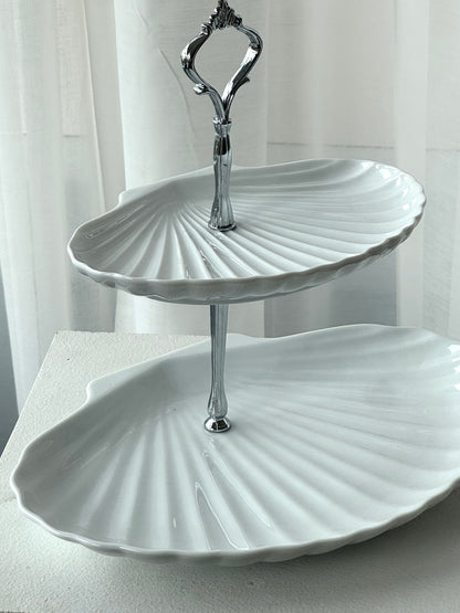 Porcelain etagere