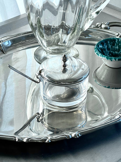 Sugar bowl