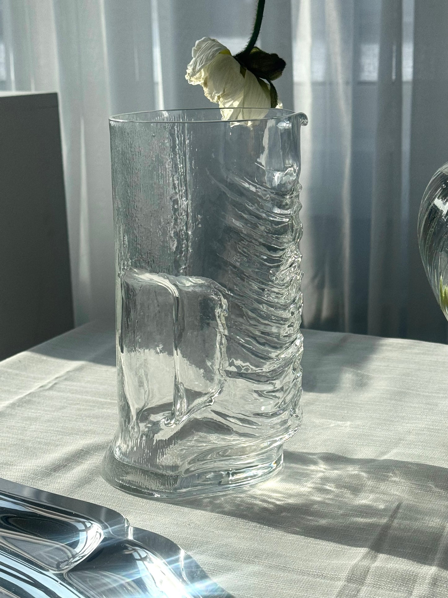 Glass jug