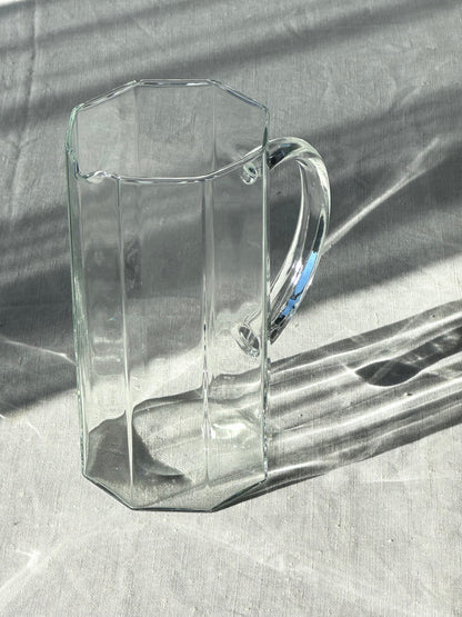 Glass jug