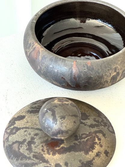 Ceramic bonbonniere