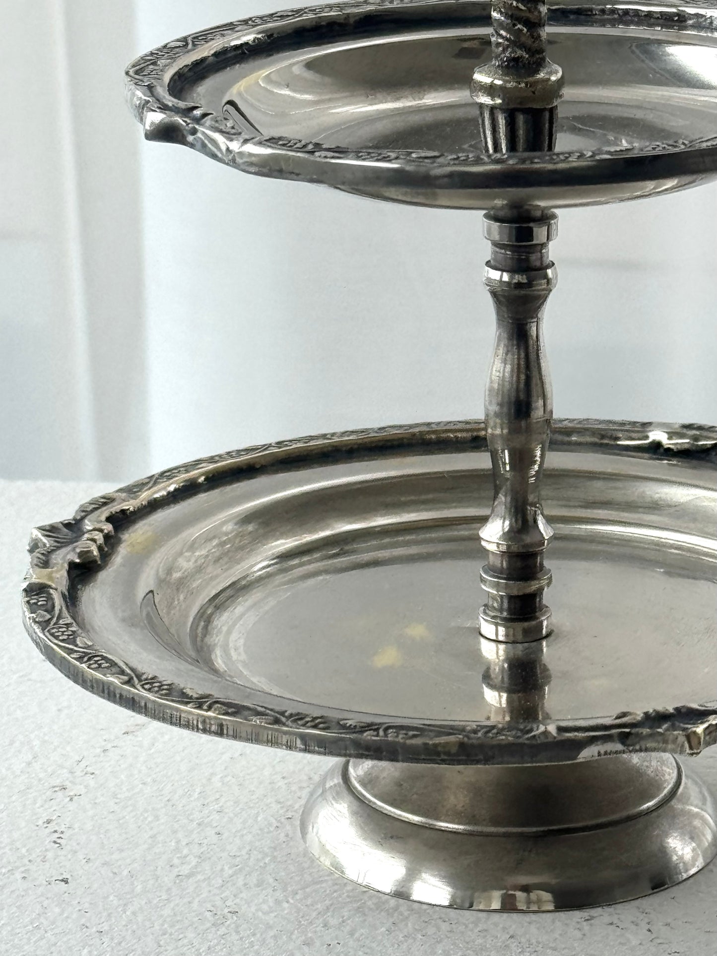 Small etagere
