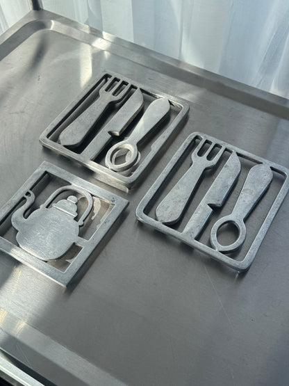 Aluminium coasters