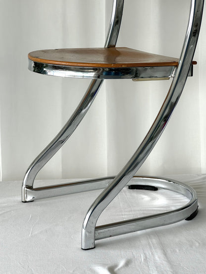 Souvignet Plichanse Stacking chair