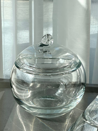 Glass bonbonniere