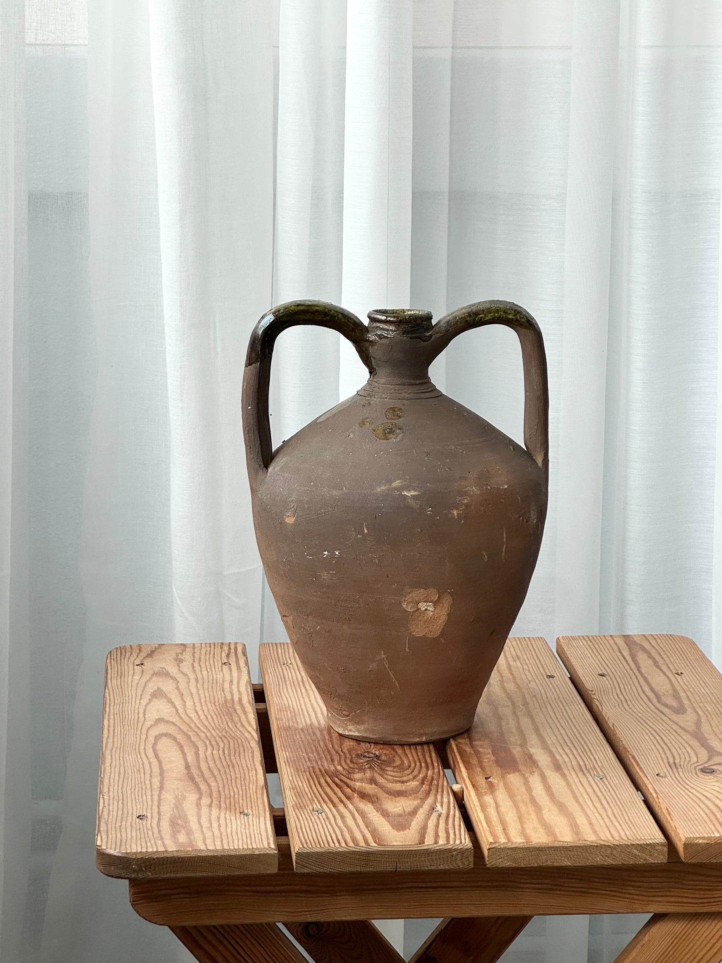Amphora vase