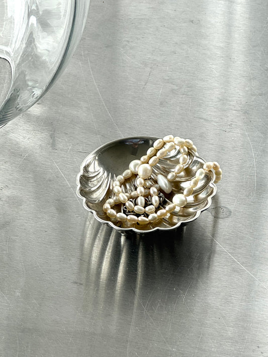 Silver plated clam