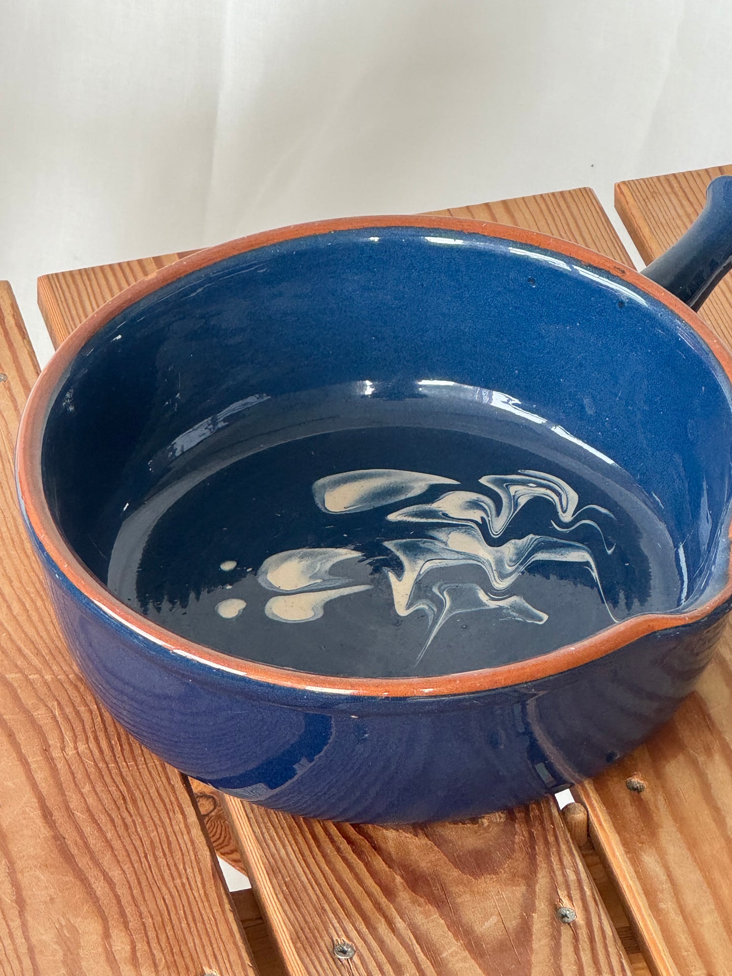 Ceramic bowls