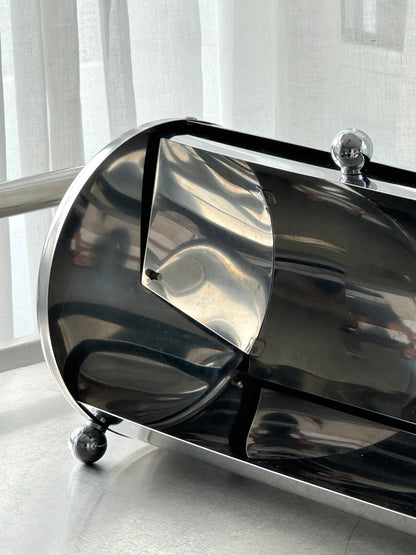 Chrome bread case