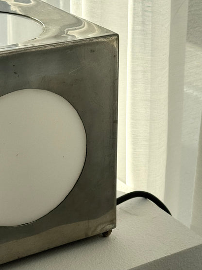 Cube lamp