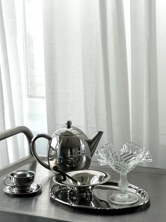Steel tea pot