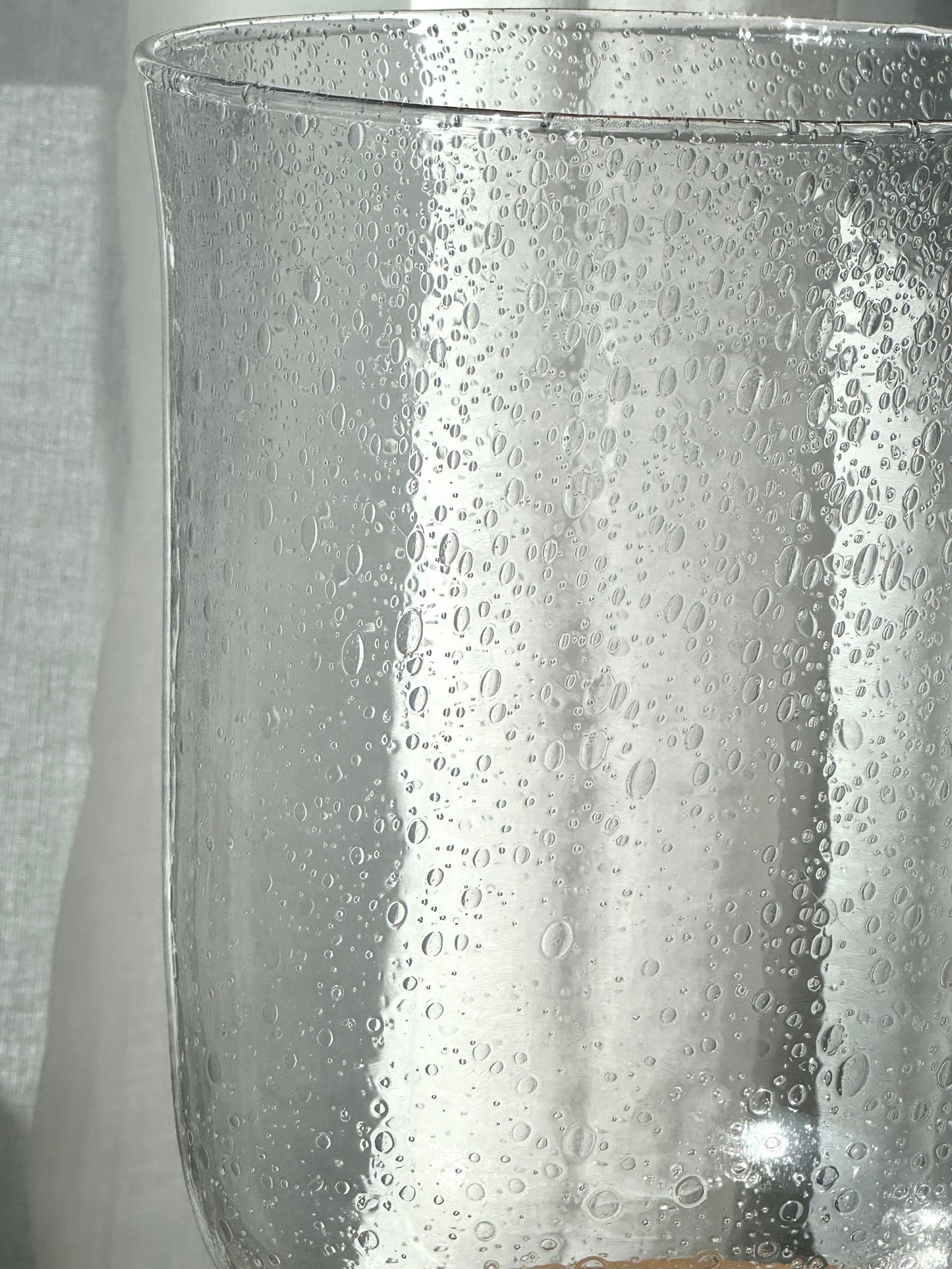 Bubble glass vase