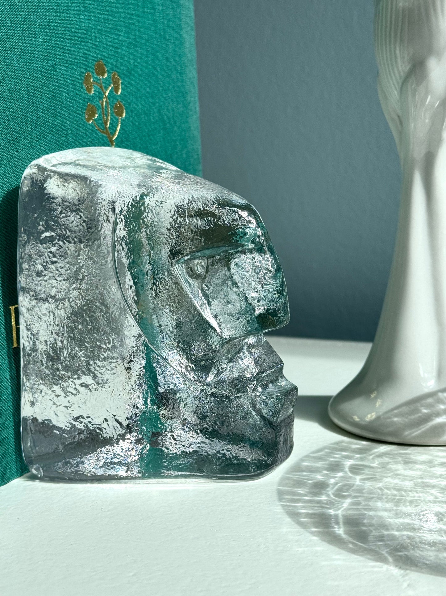 Glass head