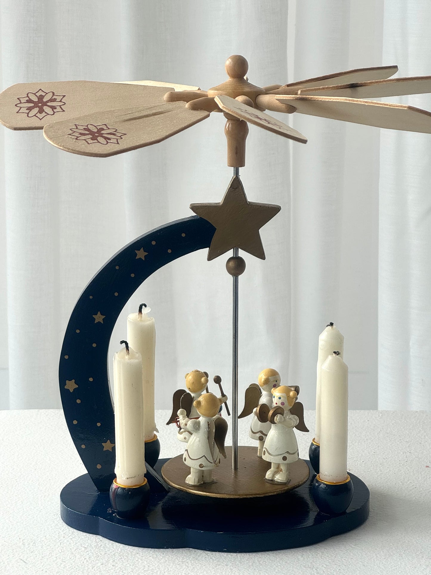 Stars and Angel pyramid