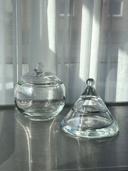 Glass bonbonniere