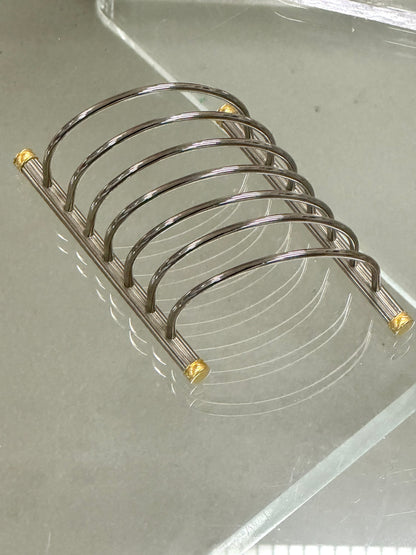 Breadholder