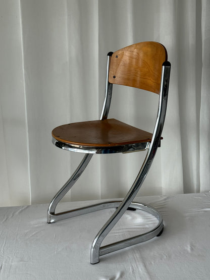 Souvignet Plichanse Stacking chair