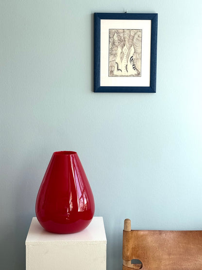 Heavy red vase