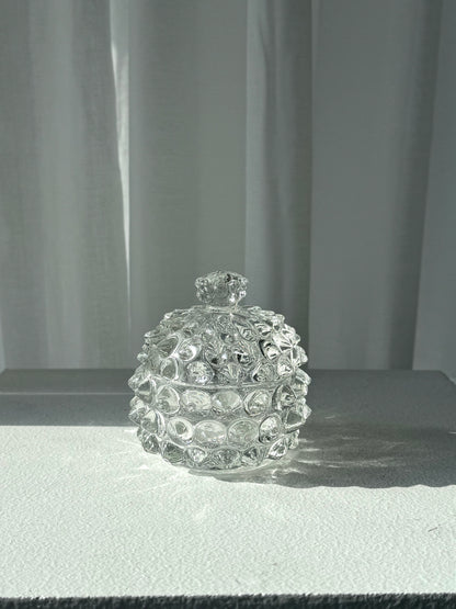 Spiked bonbonniere