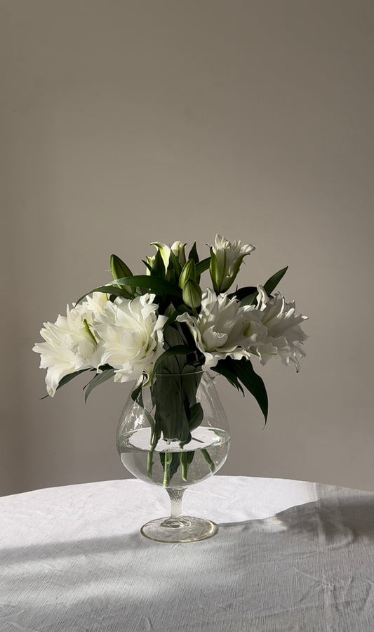 Goblet vase