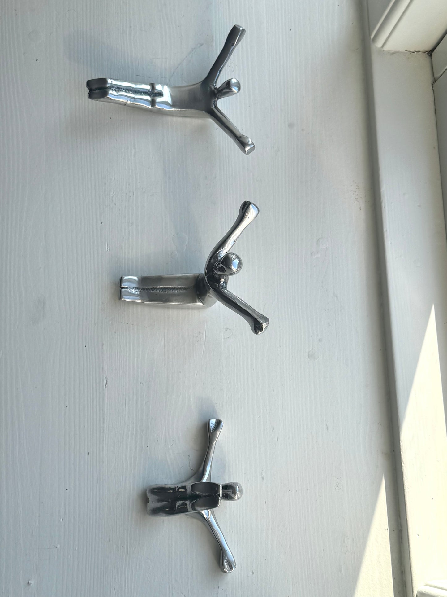Aluminium hooks