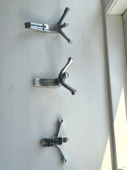 Aluminium hooks