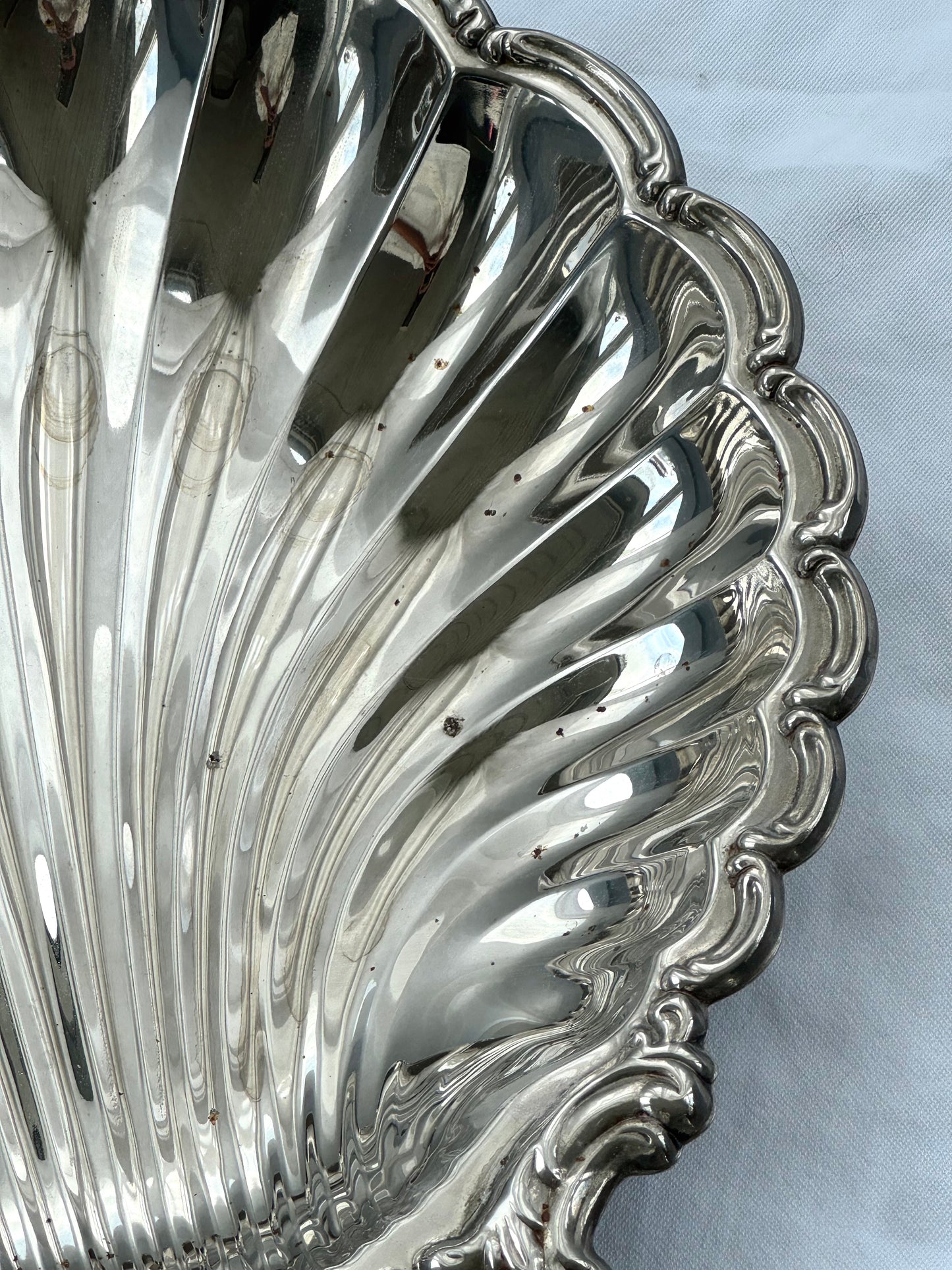 Silver plated clam dish