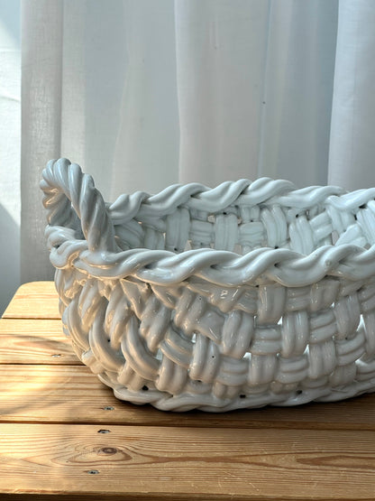 Ceramic basket